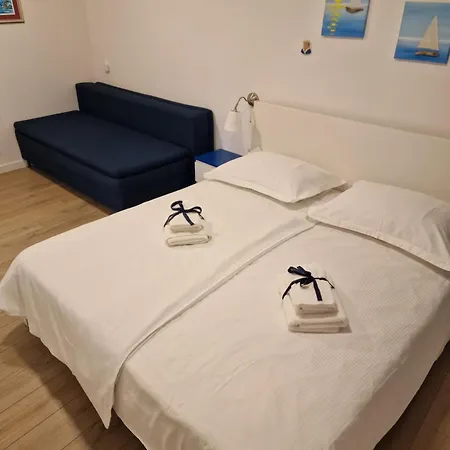 Sun & Sea Apartment